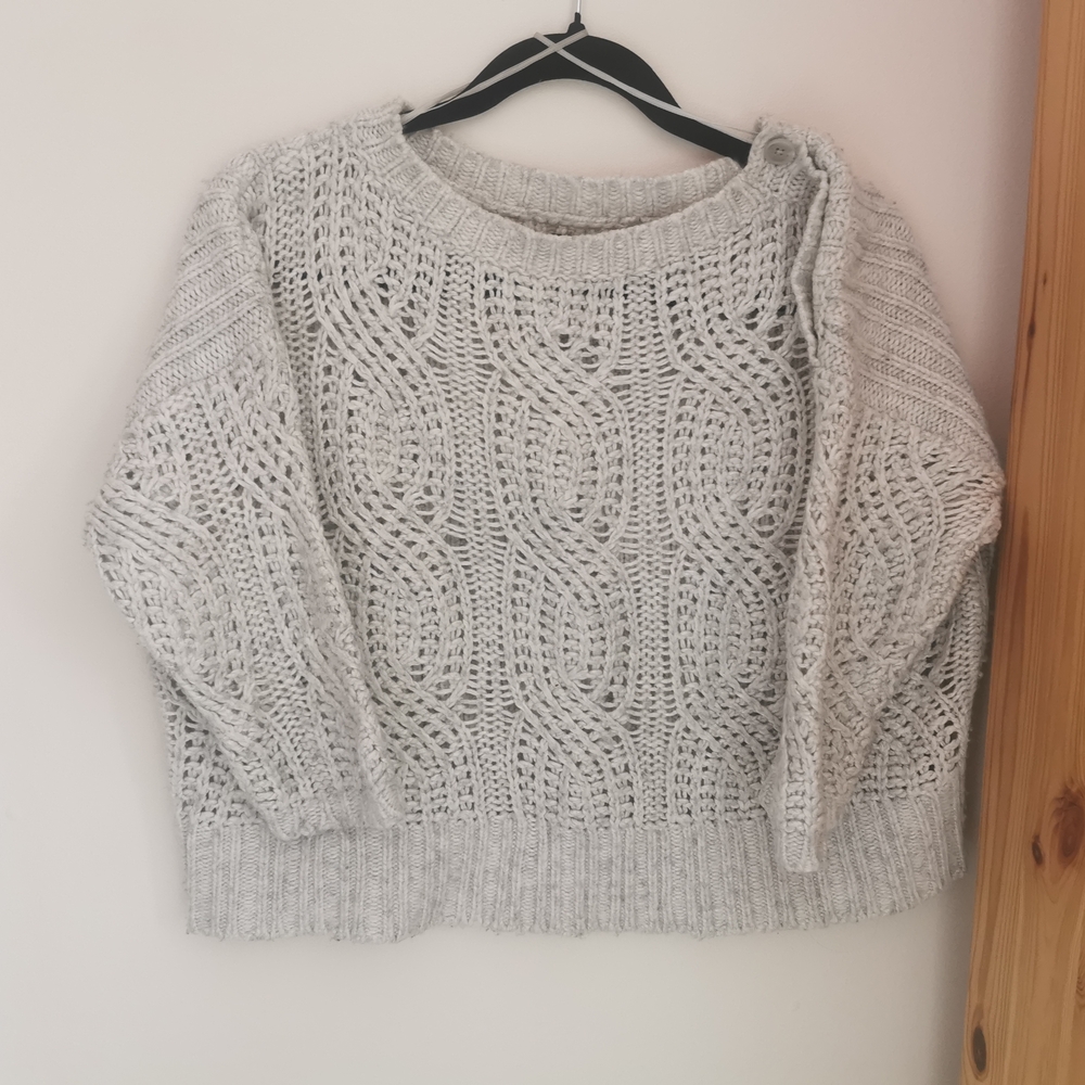 Ann Taylor Cropped Gray Knit Sweater Size S